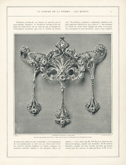 Vever 1901 "Ornement de Corsage" Perles, cabochons, emeraudes, Art Nouveau Style