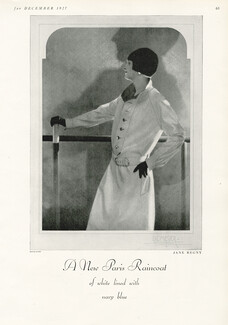 Jane Regny 1927 Raincoat, Photo Demeyer