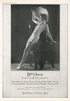 Bien Jolie (Lingerie) 1927 Girdle, Stockings Garters, Lace Embroidery