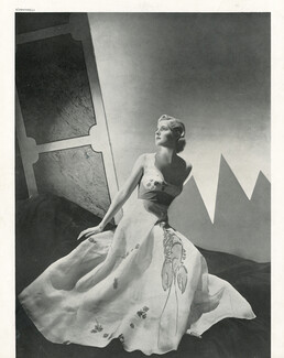 Schiaparelli 1937 Robe "Homard", "Lobster" Evening Dress, Salvador Dali