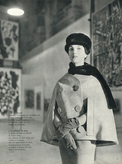 Givenchy 1956 Pélerine de Daim, cape, Photo Horst