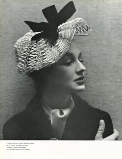 Caroline Reboux 1949 Béret en paille naturelle, noeud de velours noir, Photo Philippe Pottier