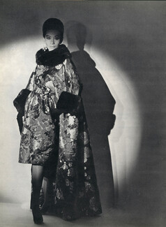 Nina Ricci 1960 Evening Gown and Coat, Broché or et argent, Bianchini Férier, Photo Georges Saad