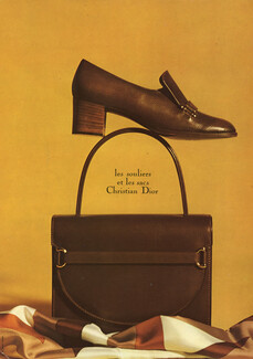 Christian Dior (Shoes, Handbag) 1968 Photo Gerst Rothan
