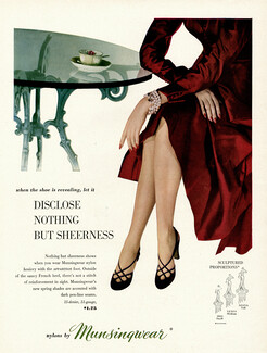 Munsingwear (Lingerie) 1951 Nylons, Stockings