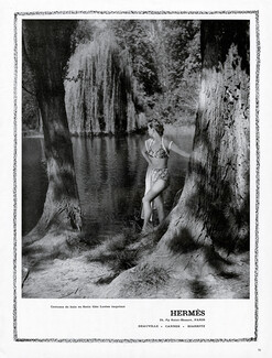 Hermès (Swimwear) 1951 Costume de bain en satin Lastex, Photo Arik Népo