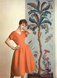 Grès 1958 Robe en lainage orange de Fournier, Photo Pottier