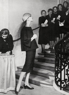 Christian Dior 1956 Suit Jacket, Stairs, "chez" Dior, Photo Louise Dahl-Wolfe