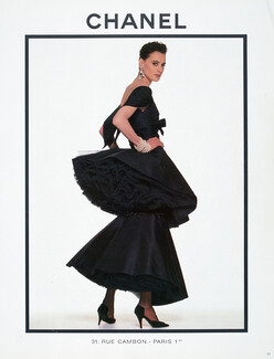 Chanel 1987 Robe du soir, Volants superposés, black Evening Gown, Inès De La Fressange