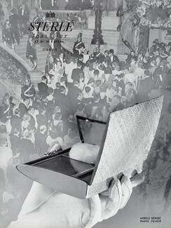 Sterlé 1952 Powder Compact, Photo Feher