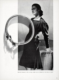 Van Cleef & Arpels 1946 Marcelle Chaumont Dress, Photo Pottier