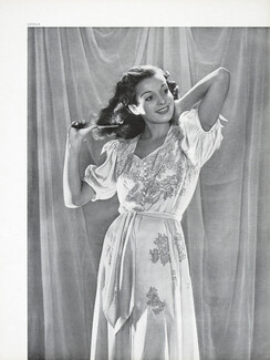 Cadolle 1946 Nightgown