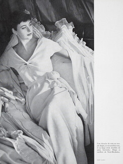 Krivitzki (Lingerie) 1955 Nightdress, Photo Henry Clarke