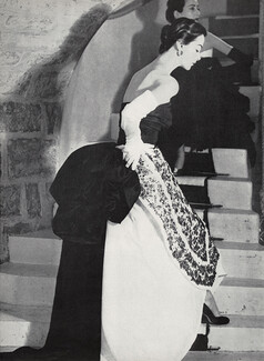 Balenciaga 1951 Black And White Apron Dress, Embroidery, Photo Rawlings