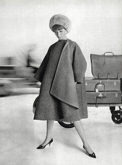 Nina Ricci 1961 Manteau, Réversible, Sacs et valises Hermès, Photo de Vassal