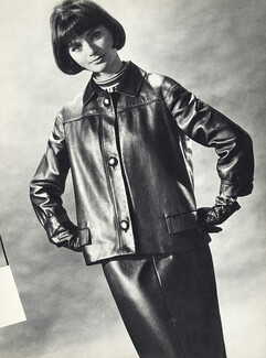 Hermès (Couture) 1963 Tailleur en Agneau Noir, Leather Suit