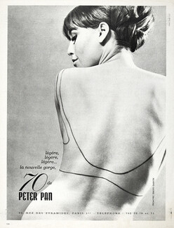 Peter Pan (Lingerie) 1965 Bra, Photo Garcin (L)