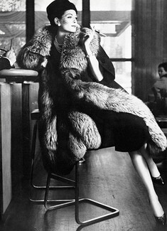 Stroock, Fromm 1959 Fur Coat, Fox, Photo Horst Four Seasons Restaurant, Fashion Photography