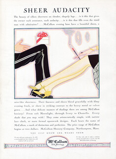 Mc Callum (Hosiery) 1927 Cigarette Holder