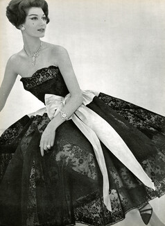 Chanel 1957 Black Lace Dress, Pierre Brivet, Ruban Marcel Guillemin, Bijoux Van Cleef & Arpels