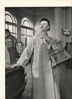 Hermès 1956 Coat, Kelly handbag, Béret Gélot