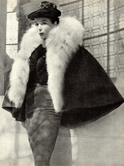 Balenciaga 1950 Cape, Fur, Photo Henry Clarke