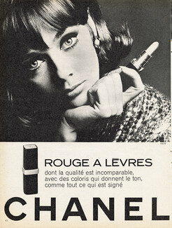 Chanel, Cosmetics — Original adverts and images