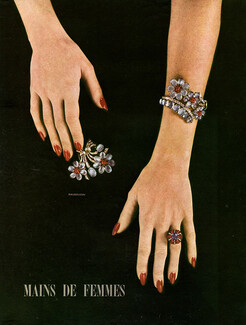 Mauboussin 1947 "Mains de femmes" Women Hands, Flower Ring, Bracelet, Brooch