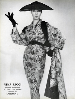 Nina Ricci 1954 Silk Ladonne, Fashion Photography