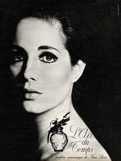 Nina Ricci (Perfumes) 1966 L'Air du Temps, Photo Nicolas Sagesse