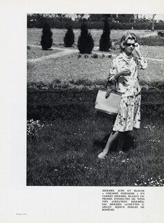 Hermès (Couture) 1960 Jupe et blouse en carrés Hermès, Sac Hermès