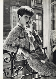 Le Manifeste Chanel 1958 Tailleur Tweed, Photo Sante Forlano prise dans l'appartement de Mademoiselle Chanel