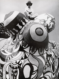 Niki de Saint Phalle 1967 Nanas, Photo Tony Kent