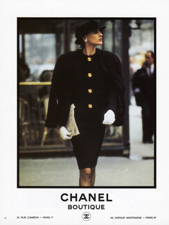 Chanel Boutique 1986 Inès de la Fressange