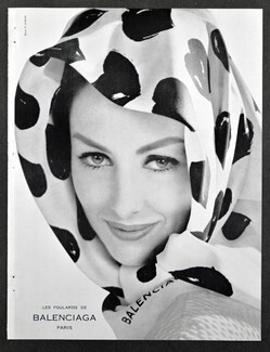 Balenciaga (Fashion Goods) 1961 Les Foulards, Photo Kublin