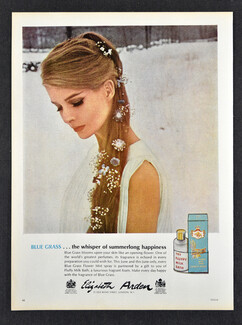 Elizabeth Arden (Perfumes) 1967 Blue Grass