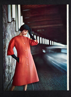 Christian Dior 1957 Robe en lainage Moreau, Manches kimono
