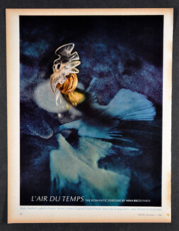 Nina Ricci (Perfumes) 1968 L'Air du Temps, Lalique Original Crystal Flacon