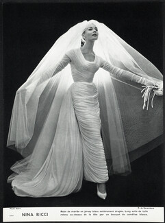 Nina Ricci 1957 Wedding Dress, Photo Astre