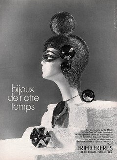 Fried Frères 1970 Bijoux Fantaisie, Photo De Seine