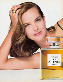 Chanel (Perfumes) 1993 Numéro 5, Carole Bouquet