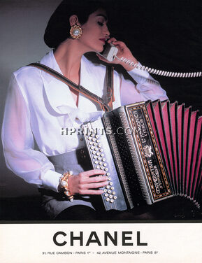 Chanel 1990 Accordeon L'Armonica, Telephone