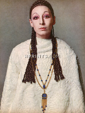 Piaget (Watches) 1970 Chained Watch, Photo Avedon