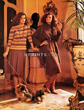 Silmar (Clothing) 1977 Pekingese Dog, Cigarette Holder