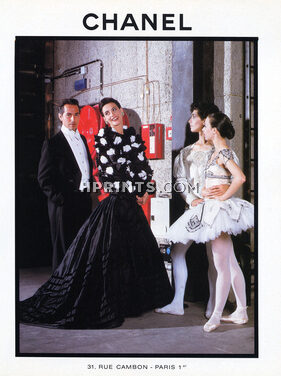 Chanel 1988 Inès de la Fressange Camelias Evening gown Ballerinas Opera