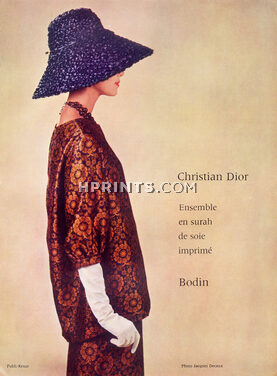 Christian Dior - Yves Saint Laurent Printemps 1960 Ensemble en surah de soie, Bodin, Photo Jacques Decaux