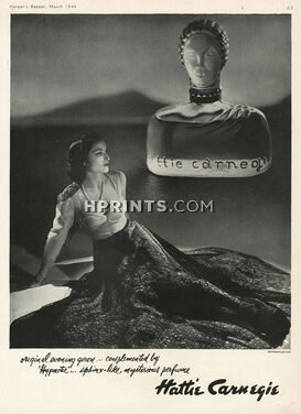 Hattie Carnegie (Perfumes) 1944 "Hypnotic" Photo Lisa Fonssagrives