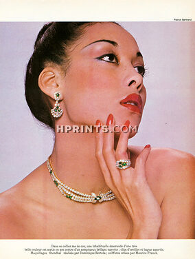 Fred 1979 Parure d'émeraudes, brillant navette, Photo Patrick Bertrand