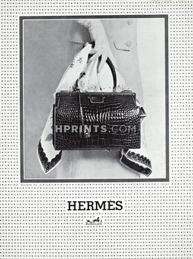 Hermès (Handbags) 1962 Crocodile, Scarf (b&w)