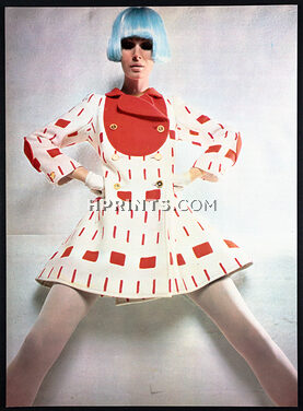 Courrèges 1969 Manteau graphique, Photo Patrick Bertrand
